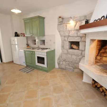 Casa vacanze Vinkovic - Hr-11044-01 By Interhome *